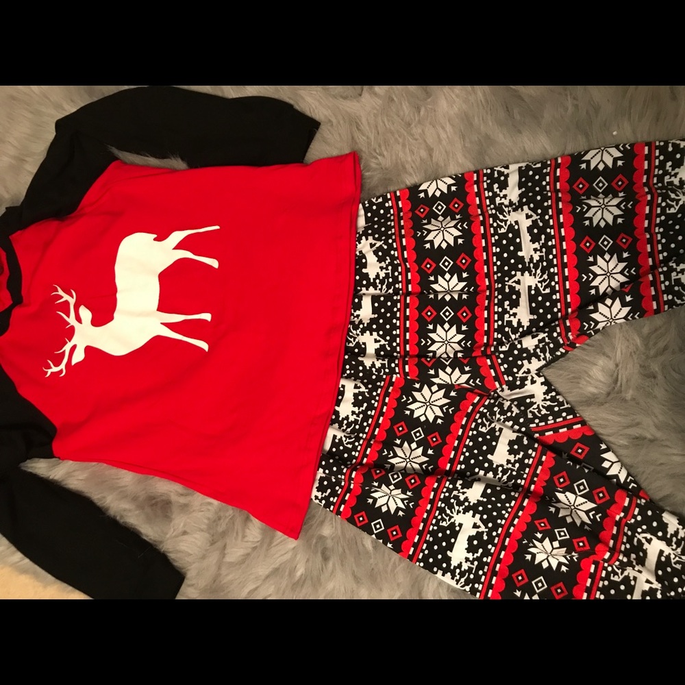 FAMILY HOLIDAY PJS!!!!!